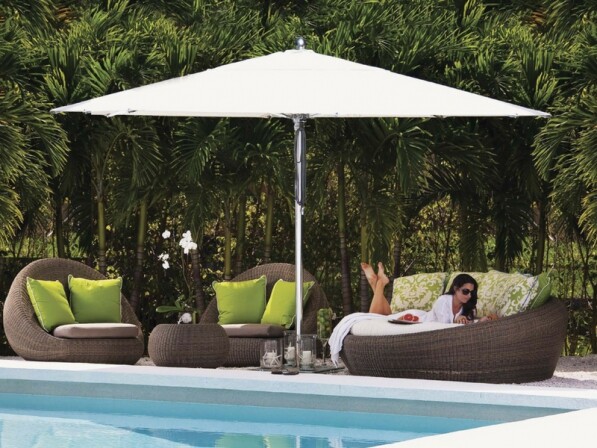 witte ocean master parasol hexagon boven zetels