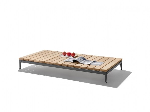 lage tafel grijze poten met hout oppervlak visual