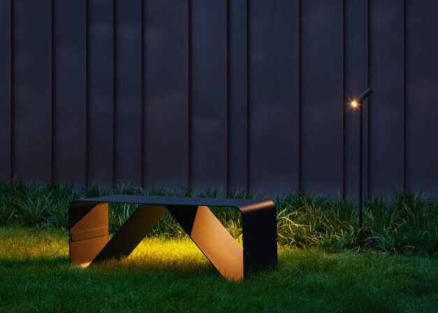 slanke zwarte buitenverlichting