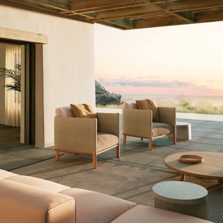 villa mandra by kstudio brechenmacherbaumann.com loungestoelen zijaanzicht