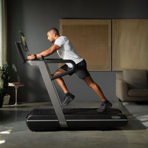 Gervi - - De Technogym Run: Een nieuwe standaard voor loopbanden